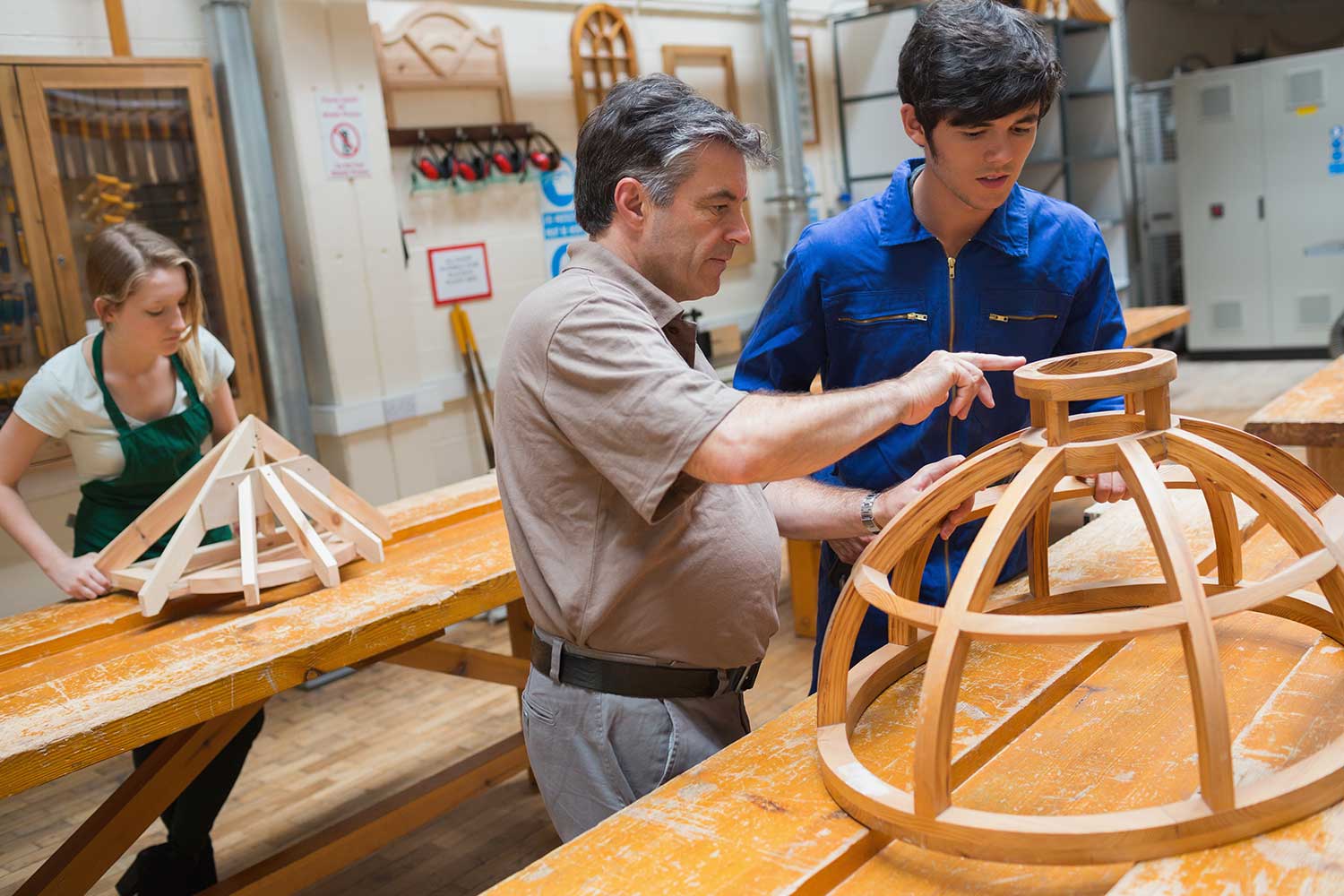 L'Area Scuola, Impresa e Mercato del lavoro di CNA Padova e Rovigo si occupa di promuovere progetti ed attività finalizzate a favorire le relazioni dell’Associazione con Istituti scolastici del territorio, ITS, Università, Centri di ricerca e Centri per l’Impiego.